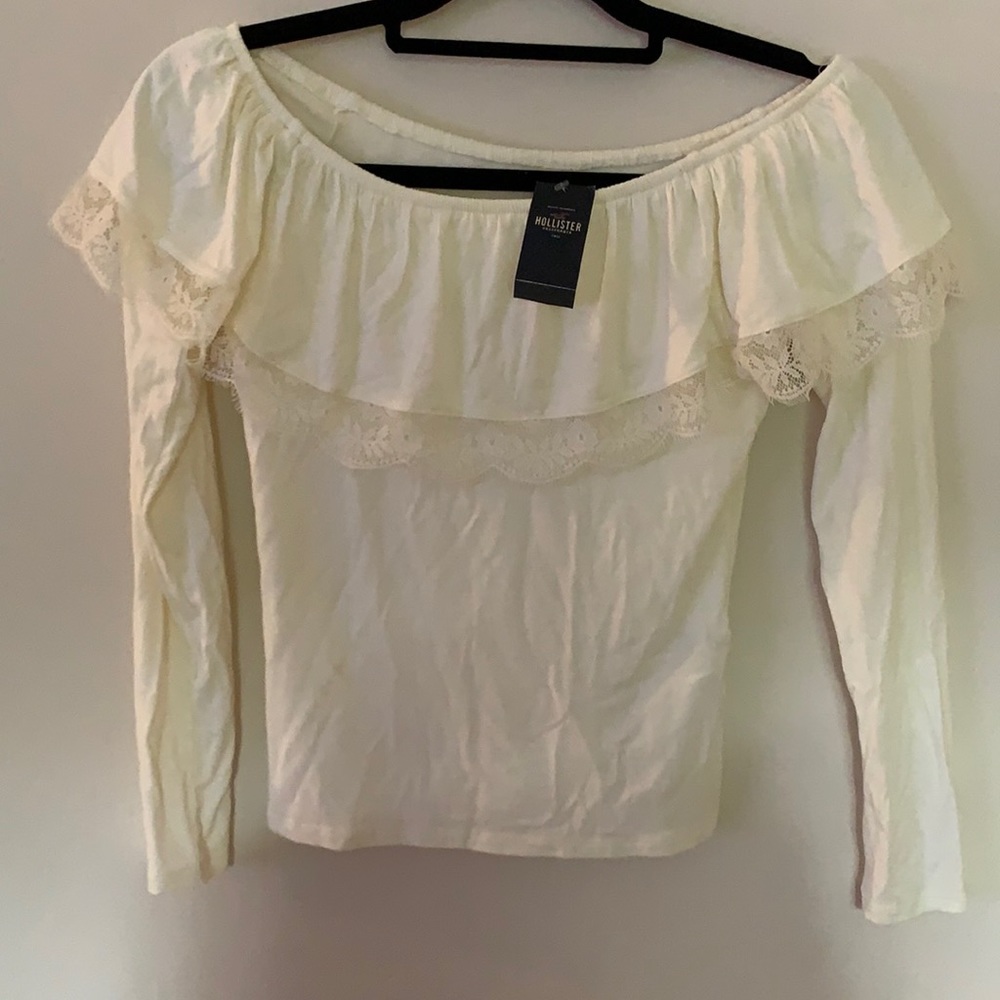 Off Shoulder Longsleeve Top
